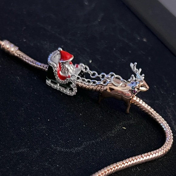 Double Christmas Charm Silver Santa Claus Charm Chained To A Reindeer Charm - Picture 4 of 7